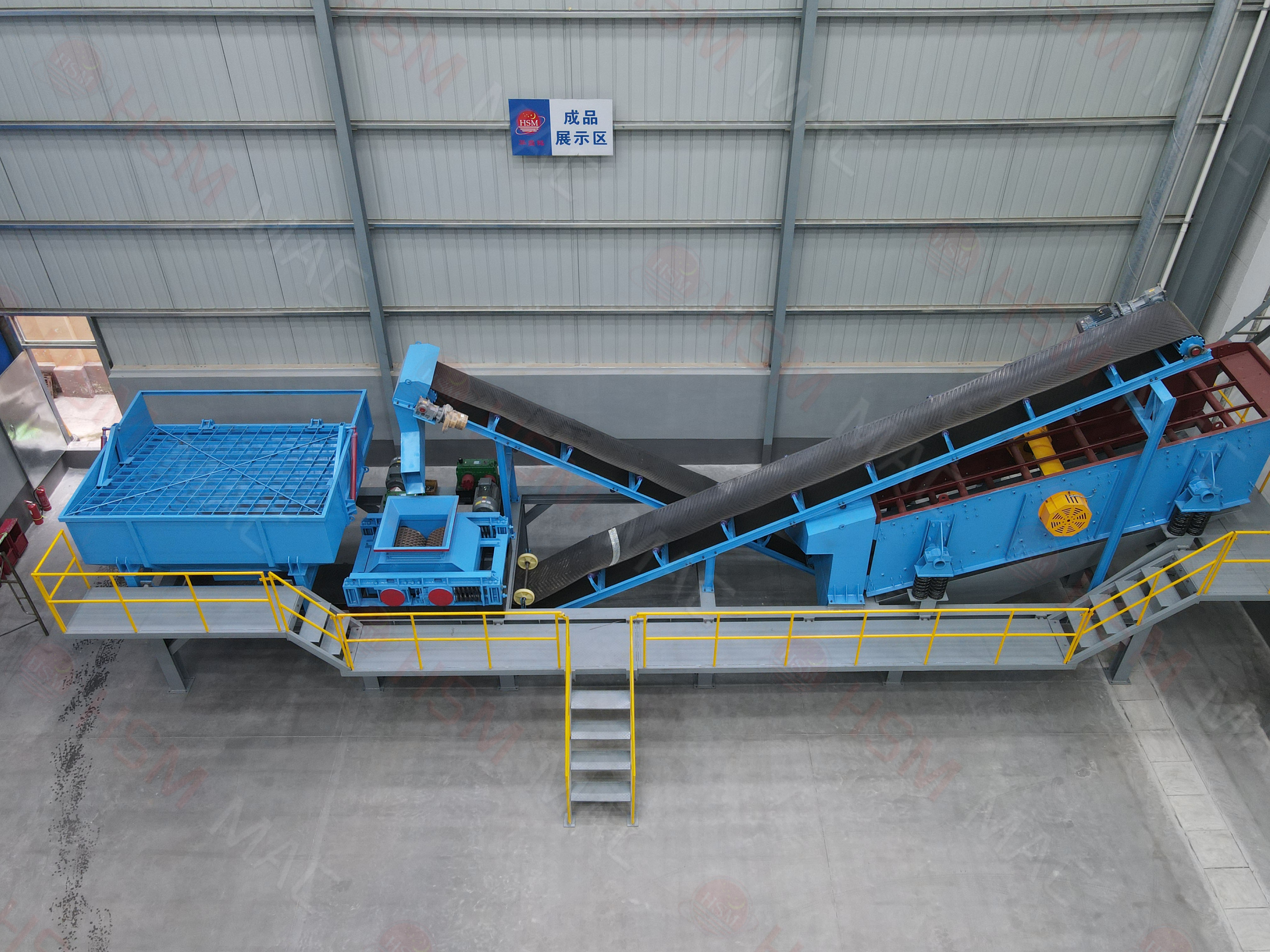  瀝青銑刨料破碎篩分生產線,廢舊瀝青回收料破碎篩分機,公路廢舊瀝青混合料破碎篩分設備,銑刨料雙齒輥破碎機