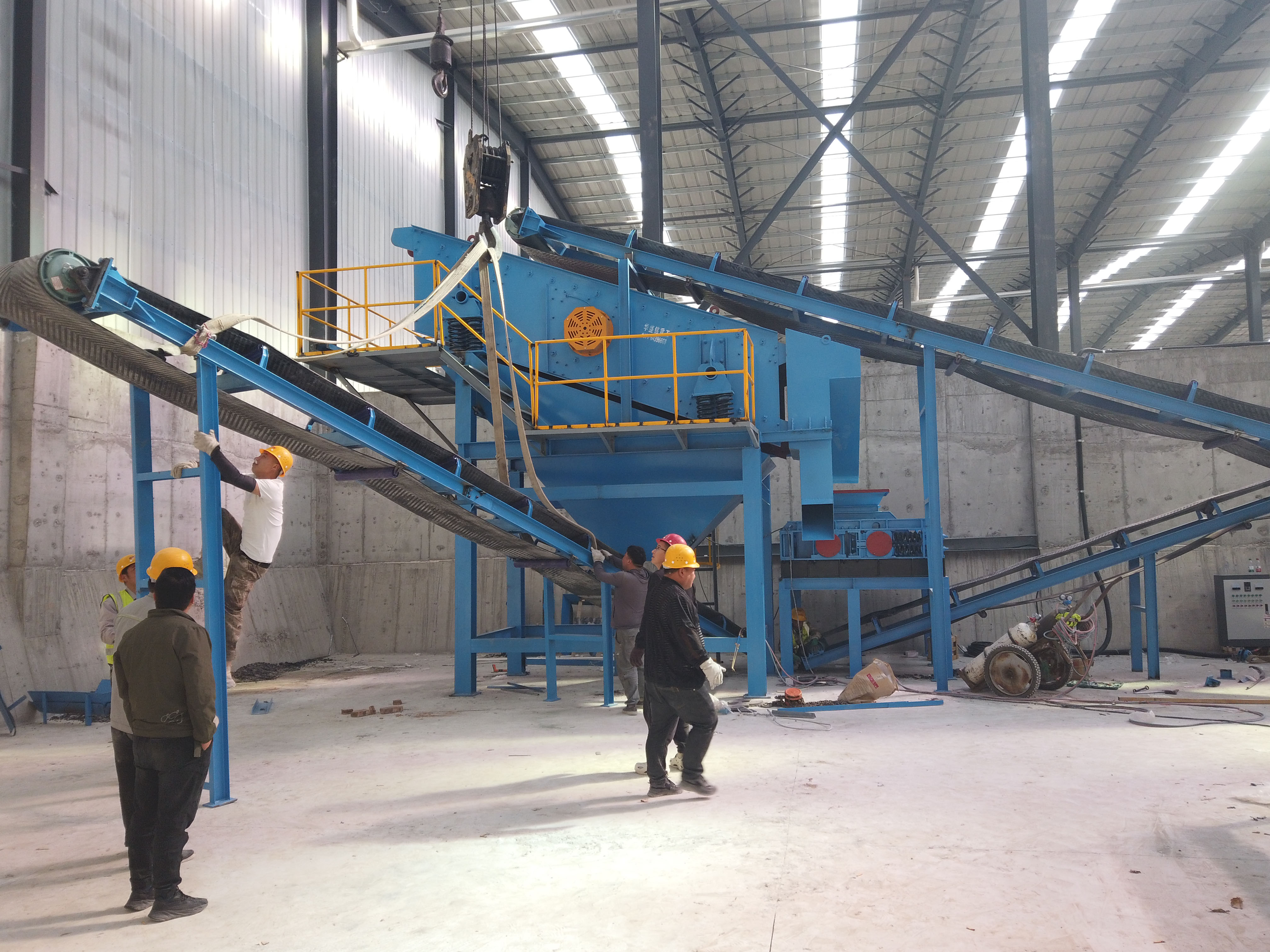 銑刨料精細化骨料再生設備，銑刨料破碎篩分設備，破碎篩分一體機